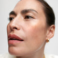 Solstice | face | Model in wearing Day Glow in Solstice