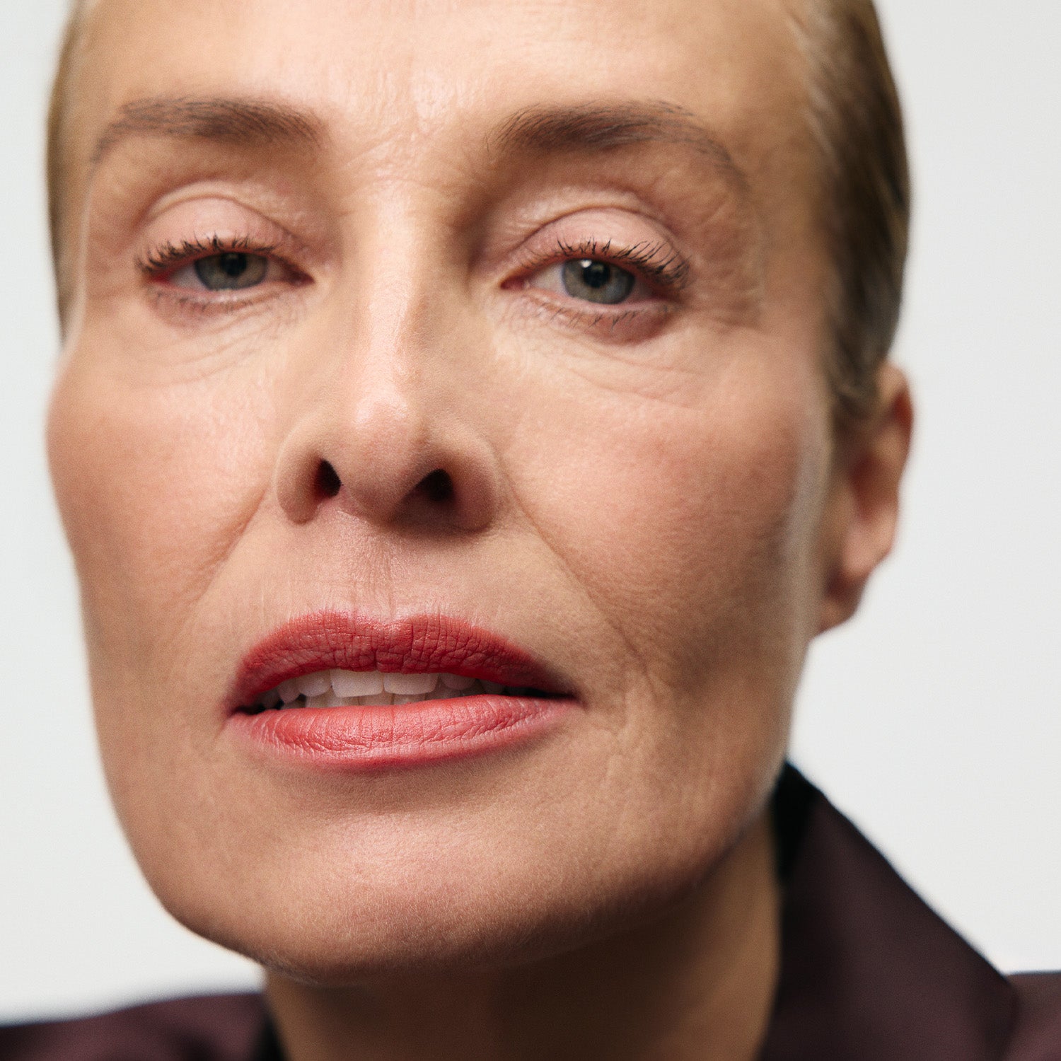 Master || Frederique is wearing Kitten Heel.