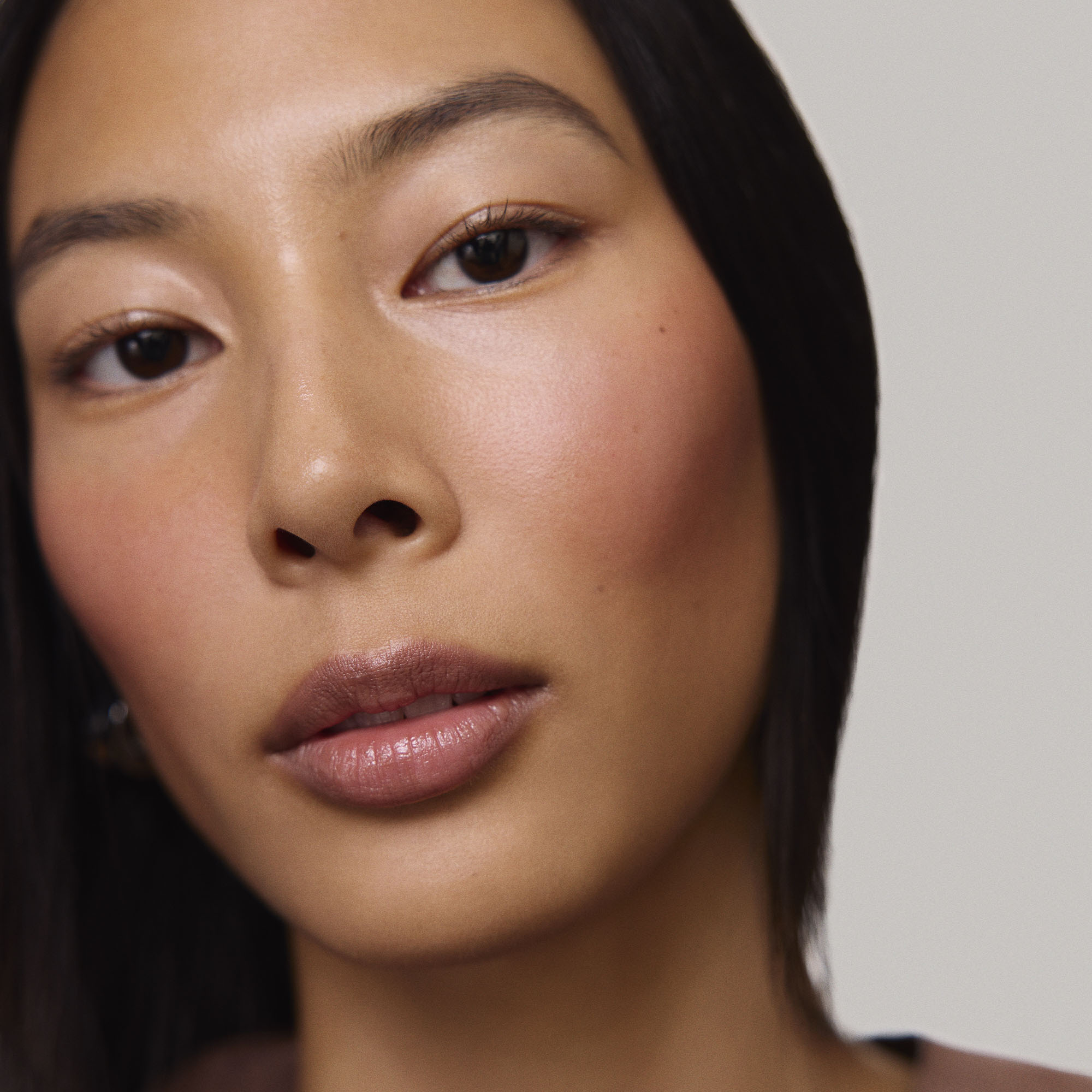 Master || Model is wearing Flush Balm in shade Bespoke