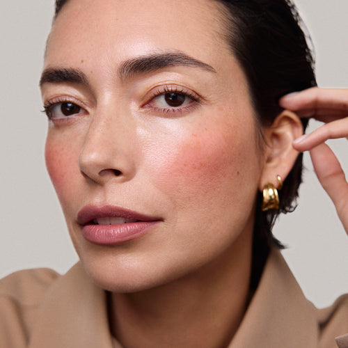 Master ||  Model is wearing Flush Balm in shade Lustiano