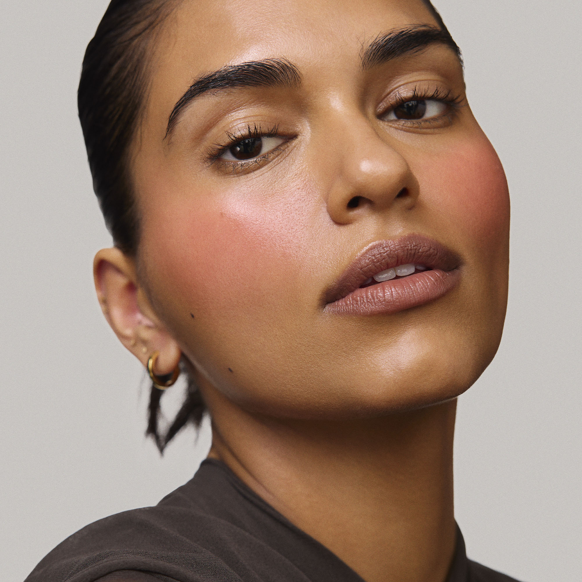 Master ||  Model is wearing Flush Balm in shade Lustiano