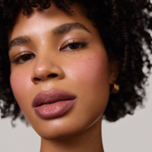 Master || Model wears Signature Lip Liner in Shade Coupé 