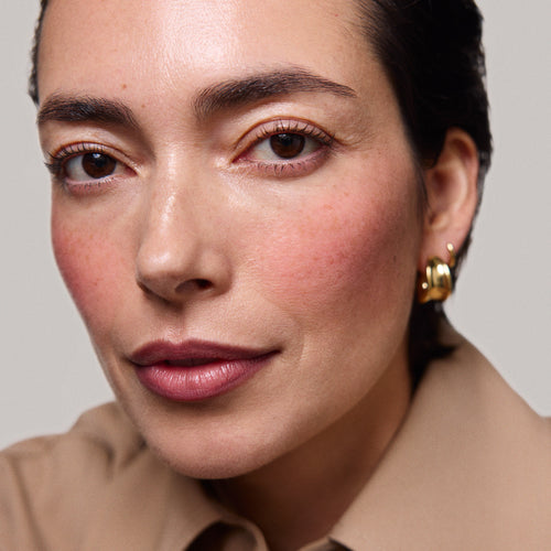 Master || Model wears Signature Lip Liner in Shade Coupé 