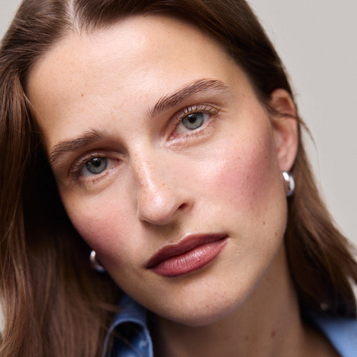 Master || Model wears Signature Lip Liner in Shade Mayfair 