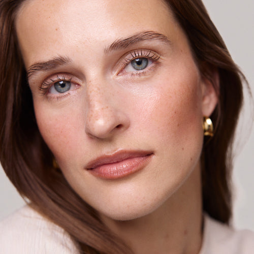 Master || Model is wearing Signature Lip Liner in Sportif