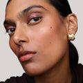 Master || Nicole is wearing Solo Shadow Sheen in Matchbook.