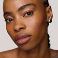 Master || Raschelle is wearing Solo Shadow Sheen in Surrealism.