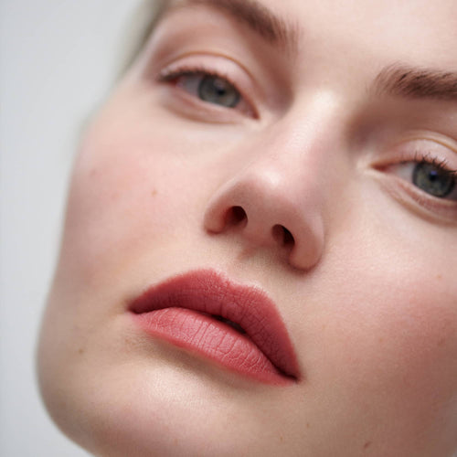 Maison | face::light | Marlen wears Signature Lip Matte in Maison