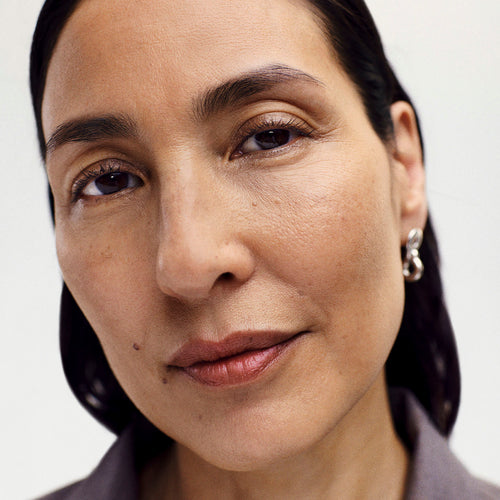 Master || Model wears The Minimalist in Sand 