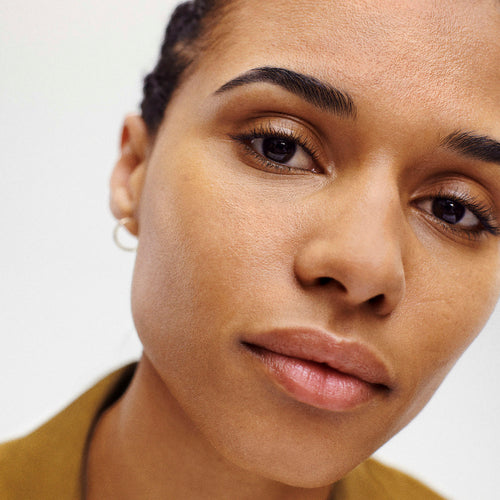 Master || Model wears The Minimalist in Khaki 