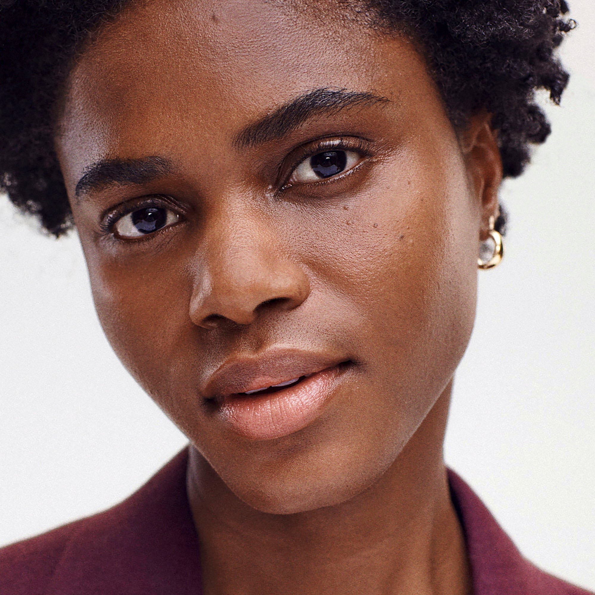 Master || Model wears The Minimalist in 
Tiger Eye 