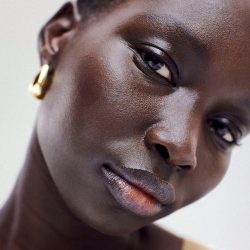 Master || Model wears The Minimalist in Bistre