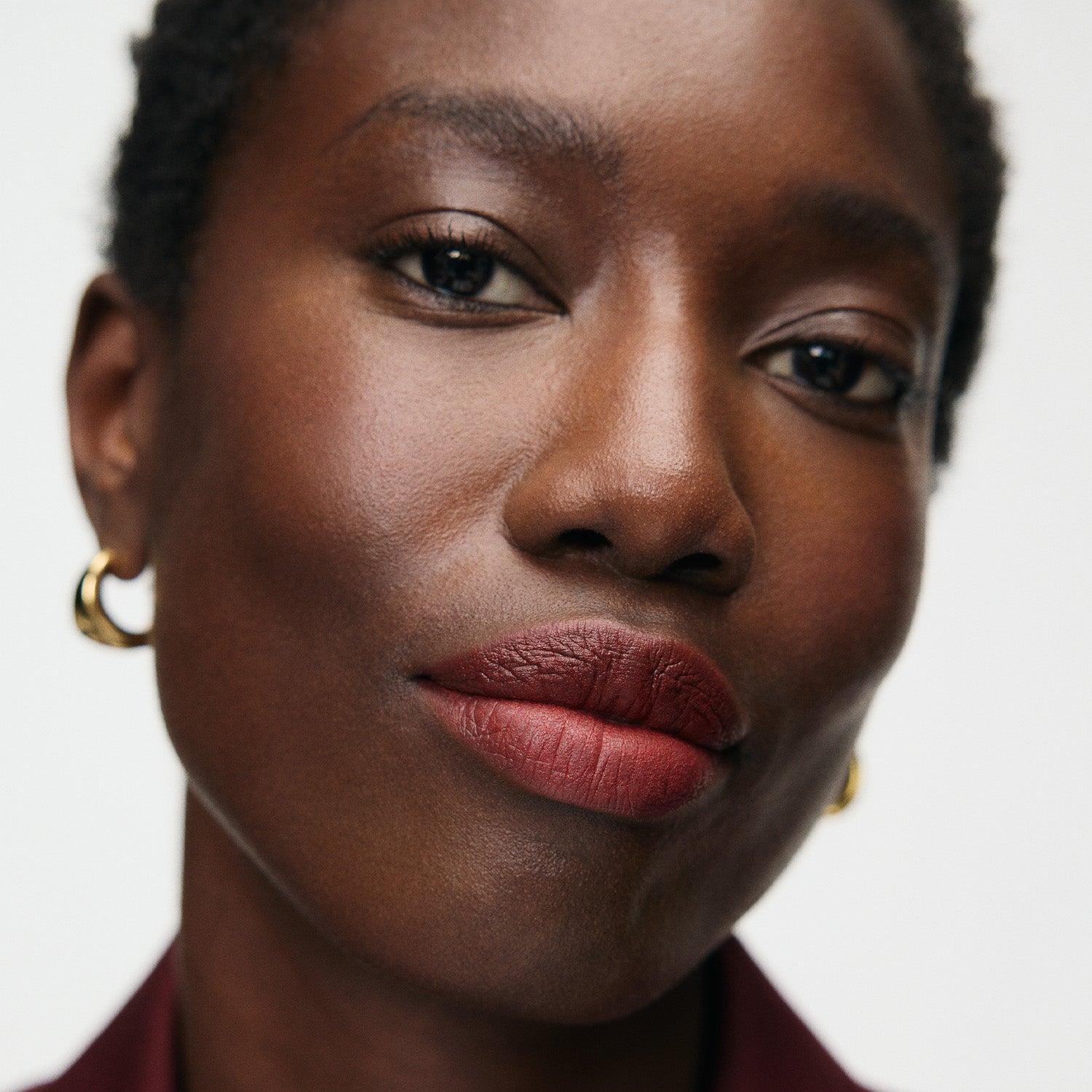 Master || Lily is wearing September.