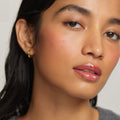 Mapleton | face::medium | Sumaya wears The Gelées in Mapleton