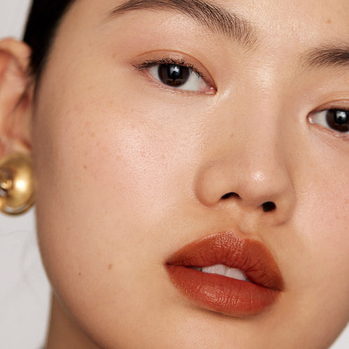 Tiger | face::light | Katy wears Signature Lip in Tiger