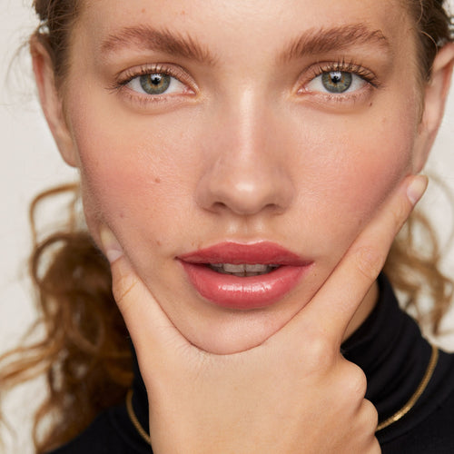 Pink Beet | face::light | Tanya wears Shade Slick in Pink Beet